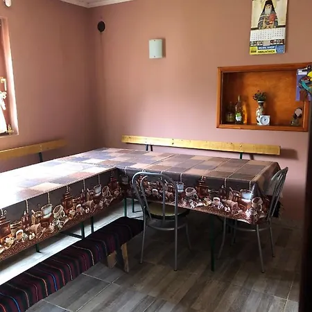 Planinska Kuca Mitke 펜션 *