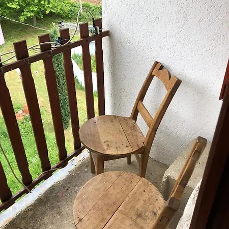 Planinska Kuca Mitke 펜션